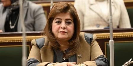 برلمانية:
      مصر
      لا
      تتحدث
      عن
      السلام
      فقط
      بل
      تمارسه
      على
      الأرض
      وتجمع
      بين
      القوة
      والإنسانية