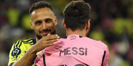 بعد
      تبادل
      القميص
      مع
      ليونيل
      ميسي..
      مَن
      هو
      هاني
      مختار
      لاعب
      ناشفيل؟