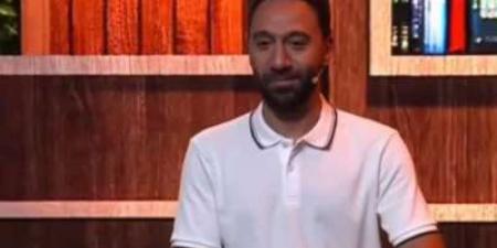 عباس
      ابو
      الحسن
      يوجه
      رسالة
      لـ
      محمد
      سلام:
      كان
      موقفك
      مشرف
      ودفعت
      الثمن
      باهظ