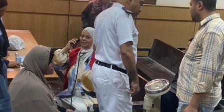 صحة
      المنيا
      :
      فحص
      280
      حالة
      لمظفي
      محكمة
      سمالوط
      ..
      ضمن
      المبادرة
      الرئاسية
