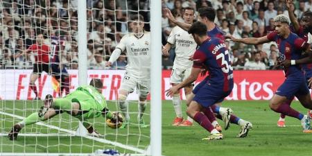 كلاسيكو
      الليجا..
      تاريخ
      مواجهات
      ريال
      مدريد
      وبرشلونة
      قبل
      قمة
      الدوري
      الإسباني