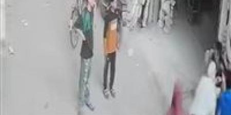 تفاصيل
      مشاجرة
      سيدات
      بسيون
      بالغربية:
      الخناقة
      على
      الميراث