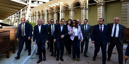 بـ
      50
      مليون
      جنيه..
      متحدث
      الوزراء
      يكشف
      تفاصيل
      مشروع
      تطوير
      منطقة
      العتبة