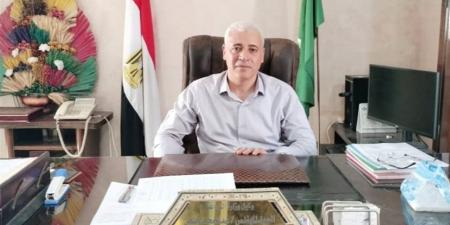 وكيل
      "زراعة
      الشرقية":
      نستهدف
      زراعة
      400
      ألف
      فدان
      قمح
      هذا
      العام
      (حوار)