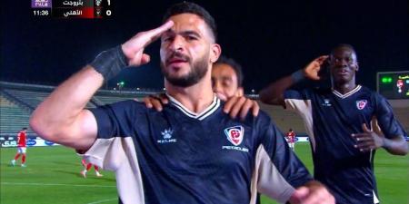 بعد
      تألقه
      أمام
      الأهلي..
      الزمالك
      يجدد
      التفاوض
      مع
      بتروجت
      لضم
      حامد
      حمدان