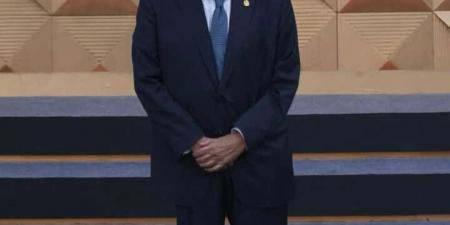 قبل
      ساعات
      من
      انطلاقه..
      وصول
      الدكتور
      مجدي
      يعقوب
      لـ
      حضور
      حفل
      افتتاح
      المتحف
      المصري
      الكبير