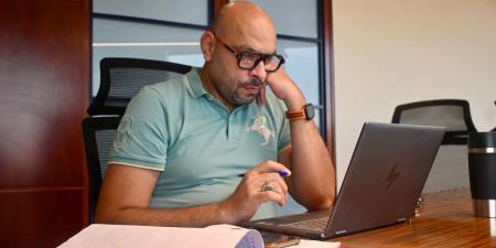 سامح
      حلمي:
      حفل
      افتتاح
      المتحف
      المصري
      الكبير
      ملحمة
      فنية
      تليق
      بعظمة
      مصر
      وريادة
      فنانيها