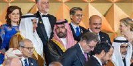 وزير
      الثقافة
      السعودى
      وولى
      عهد
      البحرين
      يشيدان
      بعظمة
      افتتاح
      المتحف
      المصرى
      الكبير