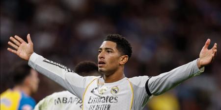 ريال
      مدريد
      يسحق
      فالنسيا
      برباعية
      ويبتعد
      بصدارة
      الليجا