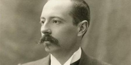 ألفرد
      بيرو..
      عالم
      الفيزياء
      الفرنسي
      الذي
      أضاء
      العالم