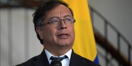 عاجل..
      الرئيس
      الكولومبى:
      أخشى
      اغتيالى
      بعد
      العقوبات
      الأمريكية
      بسبب
      مواقفى
      السياسية