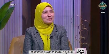 متصلة
      تسأل:
      أخفي
      عن
      زوجي
      راتبي
      الحقيقي..
      فهل
      علىّ
      إثم؟