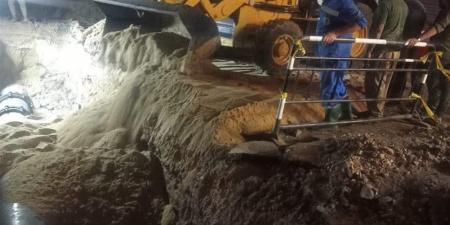 الانتهاء
      من
      إصلاح
      كسر
      خط
      المياه
      الرئيسي
      في
      زفتى