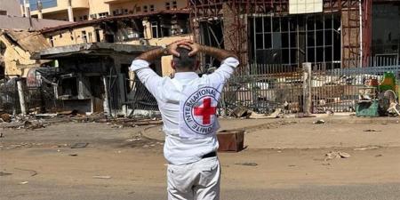 الصليب
      الأحمر
      يحذر:
      دارفور
      تعيش
      فصلًا
      جديدًا
      من
      المأساة
      الإنسانية
      بسقوط
      الفاشر