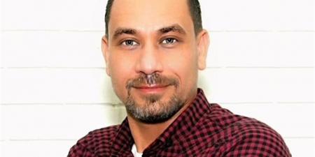 هانى
      مهنا
      مخرج
      حفل
      افتتاح
      المتحف
      المصرى:
      الحدث
      يُعد
      لحظة
      فارقة
      في
      تاريخ
      الانسانية