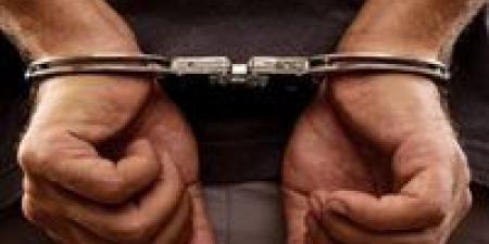 القبض على فراش تعدي على تلميذة داخل دورة المياه بالعاشر