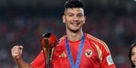 "غريب جداً".. أحمد شوبير يعلق على غياب المغربي أشرف داري لاعب الأهلي عن الملاعب