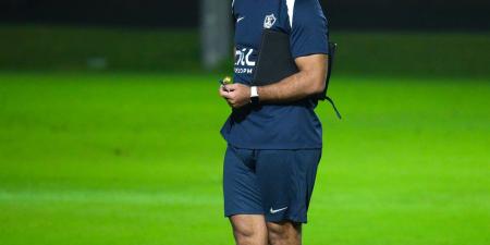 السوبر المصري.. أحمد عبدالرؤوف يلقي محاضرة فنية قبل مران الزمالك