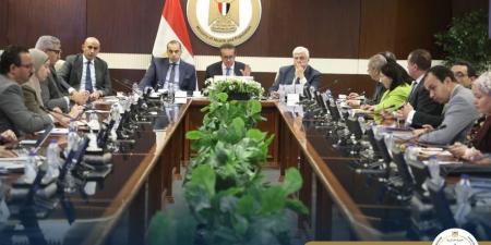 الوزير فوزي يشارك في اجتماع المجموعة الوزارية للتنمية البشرية لمناقشة تقرير البنك الدولي