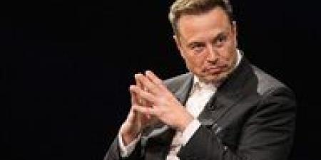 ماسك يفجر المفاجأة: سيارات "تسلا" ستسمح بالكتابة أثناء القيادة.. و"Cybercab" بلا عجلات