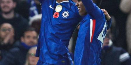 الدوري الإنجليزي الممتاز: سندرلاند يجبر أرسنال على التعادل (2/2) وتشيلسي ينتصر على وولفرهامبتون بثلاثية نظيفة