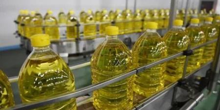 وزارة التموين تضيف عبوة زيت جديدة للبطاقات التموينية بدءًا من ديسمبر 2025