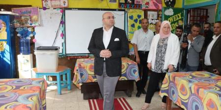 انتخابات مجلس النواب 2025.. محافظ بني سويف يتفقد عددًا من اللجان