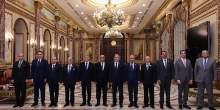 وزير العدل يزور رئيس مجلس الشيوخ لتهنئته بتولي منصبه