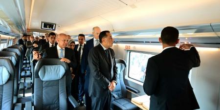 مدبولى يشهد معروضات النقل المحلي والقطارات الحديثة في معرض النقل الذكي