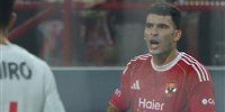 منتصف الشوط الأول: استمرار التعادل السلبي بين الأهلي والزمالك في نهائي كأس السوبر المصري