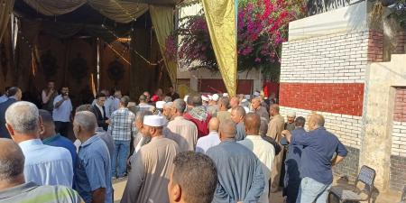 إقبال كثيف في وادي النطرون وأبو المطامير والنوبارية ودمنهور مع انطلاق التصويت في انتخابات مجلس النواب بالبحيرة (صور)