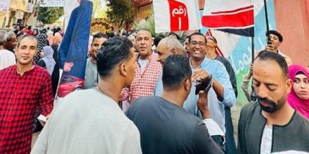 من اللافتة إلى "الهاشتاج".. كيف أعادت مواقع التواصل الاجتماعي رسم المشهد الانتخابي؟