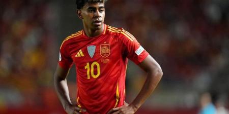 لامين يامال يغادر معسكر منتخب إسبانيا للإصابة.. والاتحاد منزعج من برشلونة