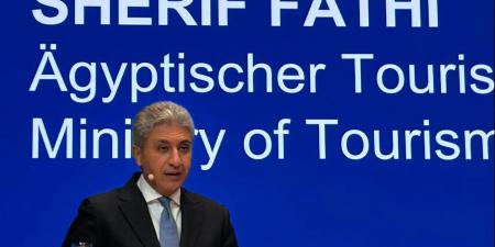 وزير السياحة يُصدر قرارًا بشروط وضوابط ترخيص وحدات شقق الإجازات