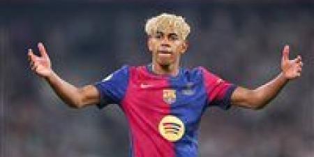 بسبب موقف لامين يمال..الإتحاد الإسباني يوجده إنذار شديد لنادي برشلونة