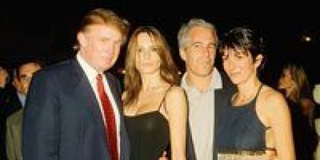 رسائل مسرّبة تهزّ واشنطن.. كيف كشفت مراسلات إبستين أسراراً غامضة عن ترامب؟