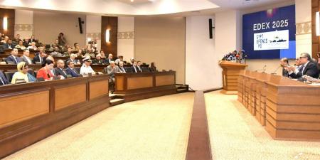 القوات المسلحة تنظم مؤتمراً صحفياً للإعلان عن فعاليات المعرض الدولى للصناعات الدفاعية "إيديكس 2025".. شاهد