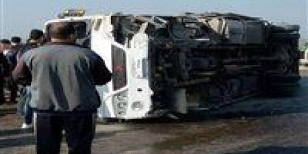 إصابة عدد من الركاب في حادث انقلاب أتوبيس بالأقصر