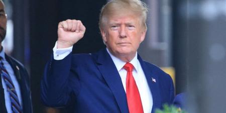 "واشنطن بوست": ترامب يلجأ للغموض الاستراتيجي ويخفي خطواته المقبلة بشأن فنزويلا