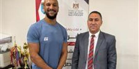 كرم جابر يبدأ جولة لتقييم مواهب المشروع القومي للموهبة والبطل الأولمبي للمصارعة