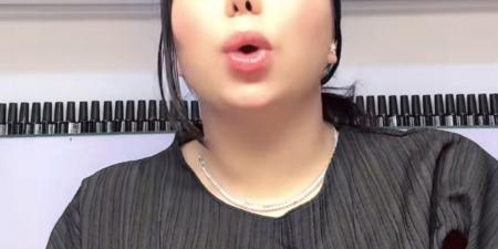 بعد أيام من وفاة إسماعيل الليثي.. شقيقة زوجته: أختي فاقدة الوعي وصورتها بالبيجامة نزلت بالغلط