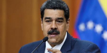 "بوليتيكو": البيت الأبيض يدرس منح مادورو "ممرا آمنا" في حال الإطاحة به