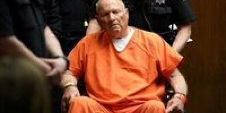 كتاب أمريكي يكشف القاتل المتسلسل .. يشبه هتلر بسبب أعضائه التناسلية