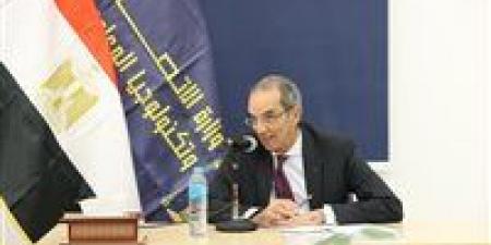 وزير الاتصالات: مستمرون فى دعم الشركات التى تعمل على تصدير الخدمات الرقمية وتوفير فرص عمل جديدة