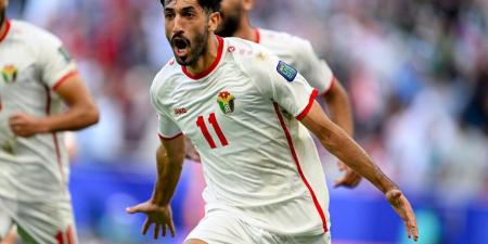 تقارير: الأهلي يتحرك رسميًا لضم يزن النعيمات.. والخطيب يكلف عبد الحفيظ بالمهمة