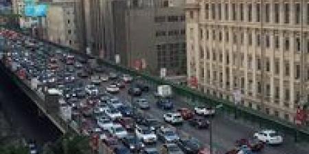 كثافات مرورية بالقرب من مطلع المنيّب.. والمرور تتدخل لفك الاختناق