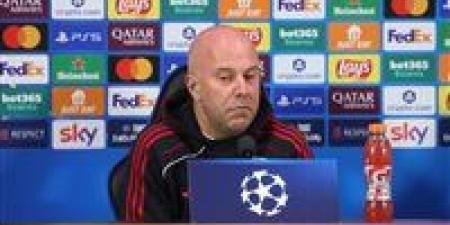 آرني سلوت: تفاجأت من تصريحات محمد صلاح ولم أشعر بانهيار علاقتنا.. وسنعيد تقييم موقفه بعد مواجهة إنتر ميلان