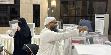 استمرار تصويت المصريين في السعودية بالدوائر الملغاة لمجلس النواب قبل إغلاق الاقتراع