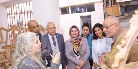 نائب محافظ دمياط تتفقد شارع عبد الرحمن