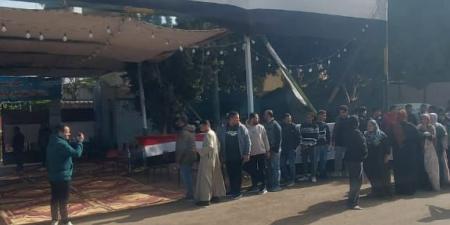 انتخابات النواب 2025.. توافد الناخبين على لجان منشأة القناطر| صور